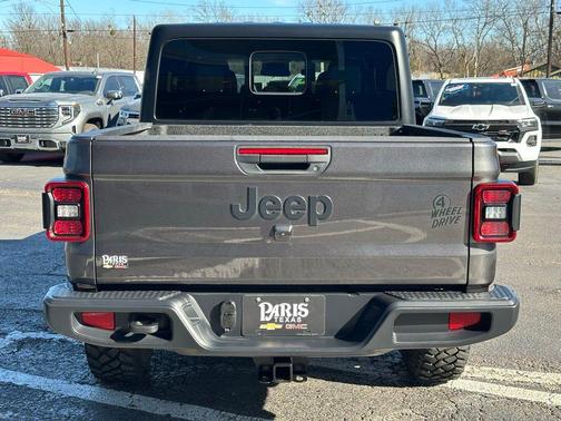 2025 Jeep Gladiator Willys