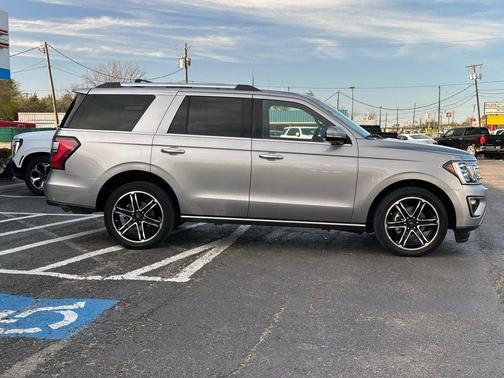 ICONIC SILVER METALLIC 2021 Ford Expedition Limited