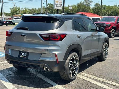 Sterling Gray Metallic 2026 Chevrolet Trailblazer RS