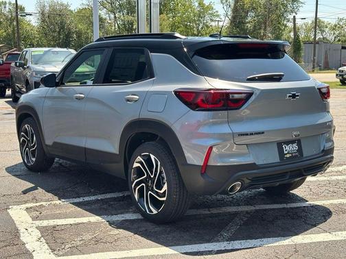 Sterling Gray Metallic 2026 Chevrolet Trailblazer RS
