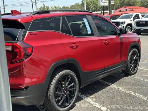 2023 GMC Terrain SLE