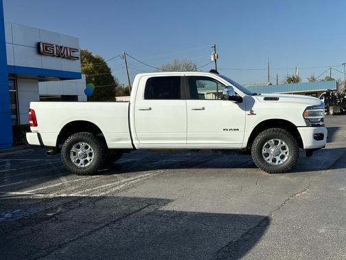 2024 RAM 2500 Laramie Crew Cab 4x4 6'4' Box