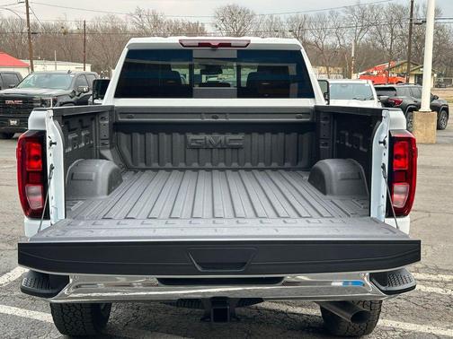 2026 GMC Sierra 2500 SLE