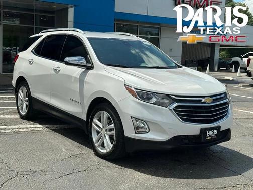 Iridescent Pearl Tricoat 2020 Chevrolet Equinox L