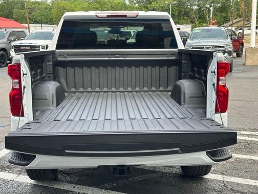 Summit White 2026 Chevrolet Silverado 1500 Custom