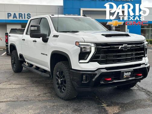 Summit White 2026 Chevrolet Silverado 2500 LT