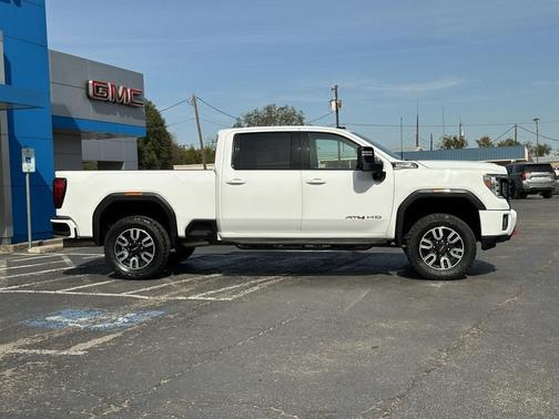 2023 GMC Sierra 2500 AT4