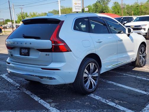 2022 Volvo XC60 B5 Inscription