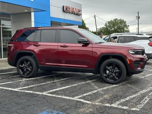 2023 Jeep Grand Cherokee Altitude