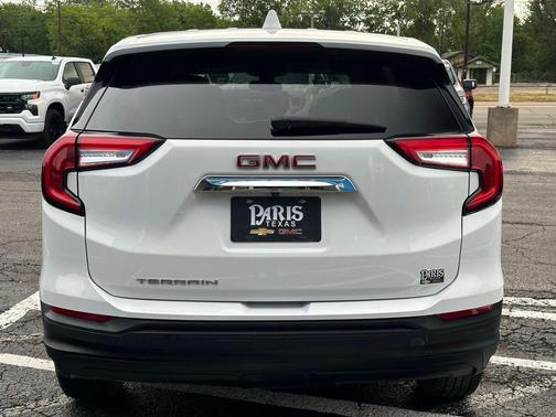 Summit White 2022 GMC Terrain SLE