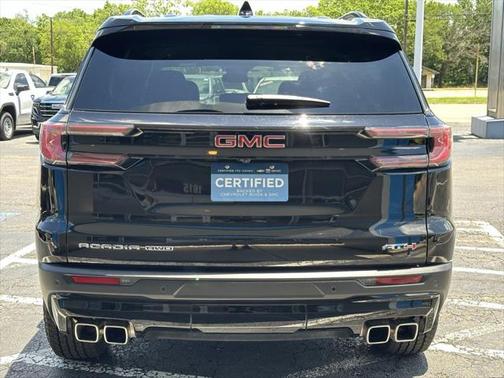 2024 GMC Acadia AWD AT4