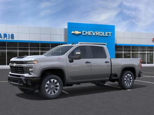 Sterling Gray Metallic 2026 Chevrolet Silverado 2500 Custom