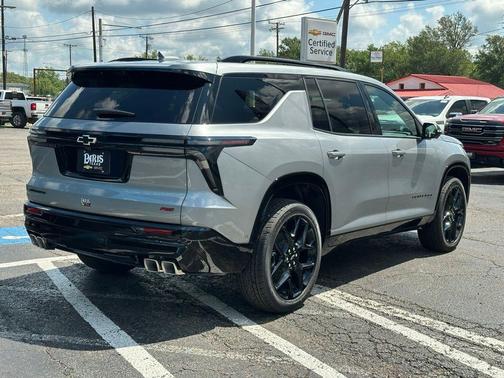 Sterling Gray Metallic 2026 Chevrolet Traverse RS