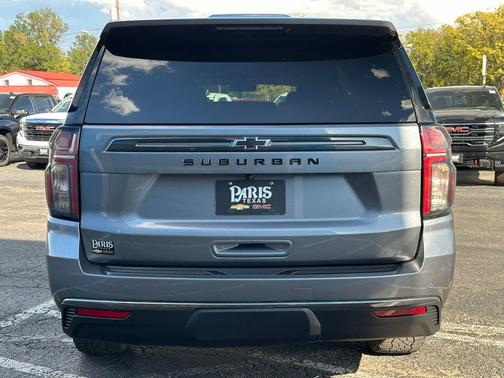 2022 Chevrolet Suburban 4WD Z71