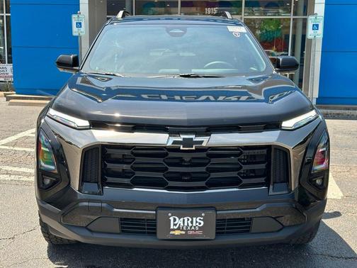 Mosaic Black Metallic 2026 Chevrolet Equinox FWD ACTIV