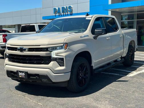 White Sands 2026 Chevrolet Silverado 1500 RST