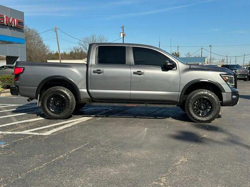 2020 Nissan Titan PRO-4X