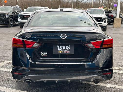 2021 Nissan Altima SR FWD