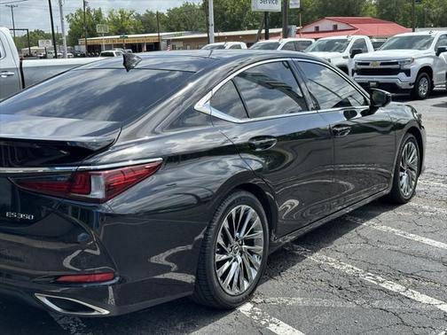2024 Lexus ES 350 Ultra Luxury