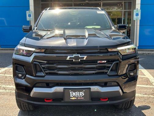 Black 2026 Chevrolet Colorado Z71