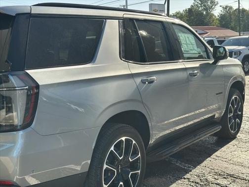 2025 Chevrolet Tahoe 4WD RST