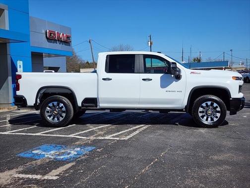 2025 Chevrolet Silverado 2500 Custom