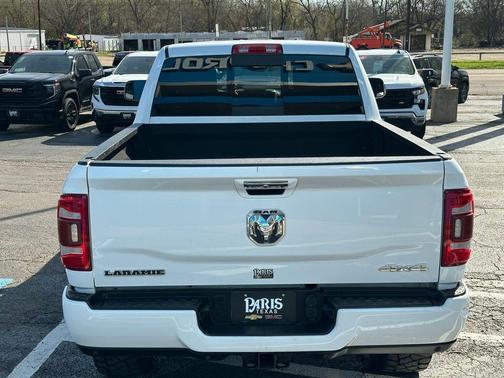2022 RAM 2500 Laramie Crew Cab 4x4 6'4' Box
