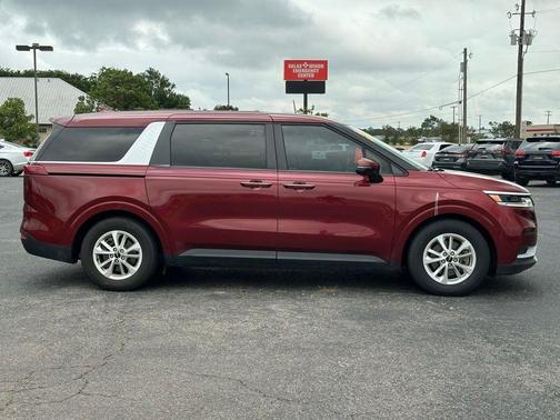 Flare Red 2022 Kia Carnival LXS