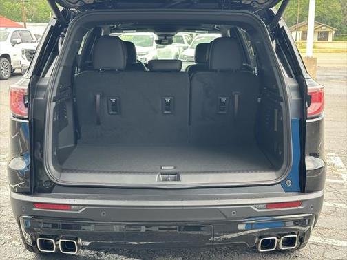 2025 GMC Acadia AWD AT4