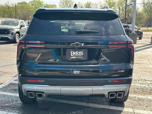 Mosaic Black Metallic 2026 Chevrolet Traverse AWD Z71