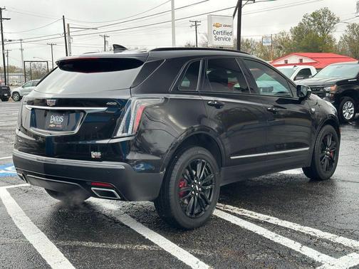 2024 Cadillac XT5 Sport