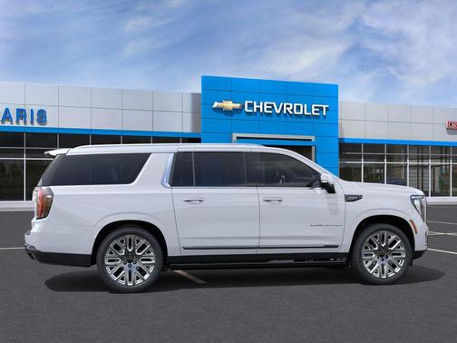 Glacier White Tricoat 2026 GMC Yukon XL Denali Ultimate