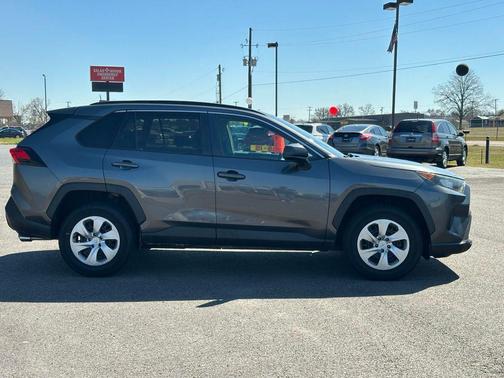 Magnetic Gray Metallic 2020 Toyota RAV4 LE