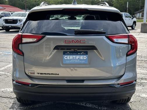 2024 GMC Terrain SLT