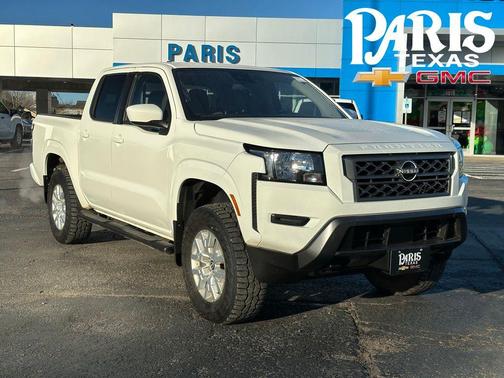 2022 Nissan Frontier SV