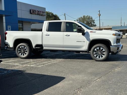 2026 Chevrolet Silverado 2500 LT