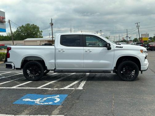 Summit White 2026 Chevrolet Silverado 1500 RST