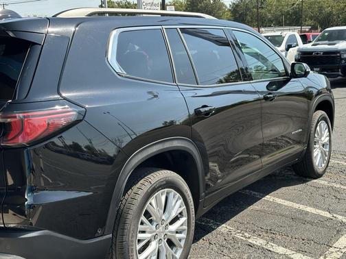 2026 GMC Acadia FWD Elevation