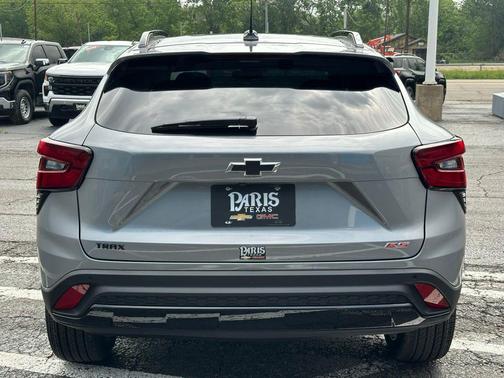 Sterling Gray Metallic 2026 Chevrolet Trax FWD 2RS