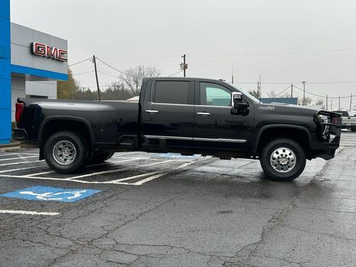 2024 Chevrolet Silverado 3500 High Country