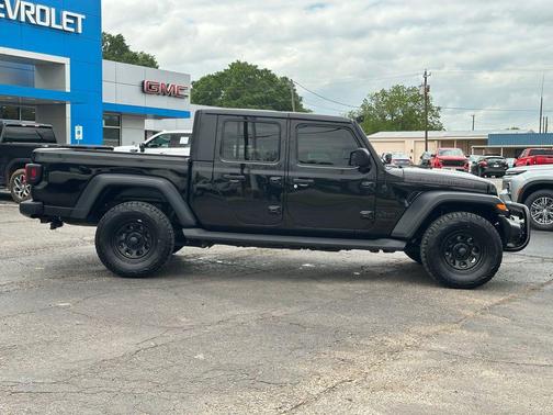 Black Clearcoat 2020 Jeep Gladiator Sport S