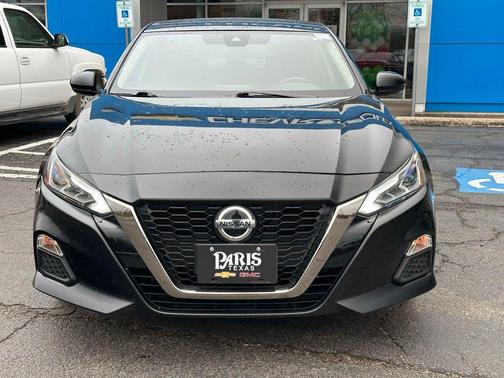 2021 Nissan Altima SR FWD