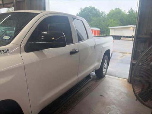 Super White 2020 Toyota Tundra SR