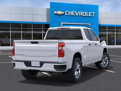 Summit White 2026 Chevrolet Silverado 1500 Custom