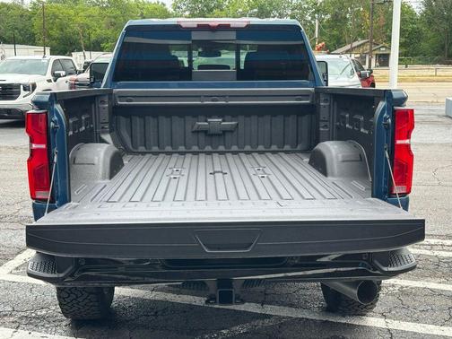Lakeshore Blue Metallic 2026 Chevrolet Silverado 2500 LT