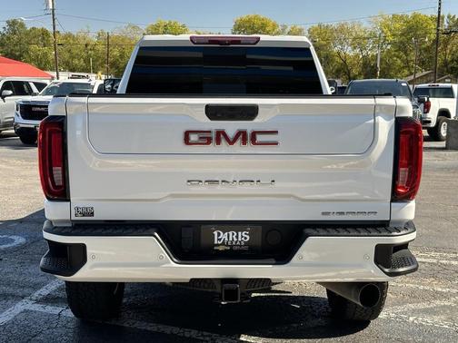 2023 GMC Sierra 2500 Denali