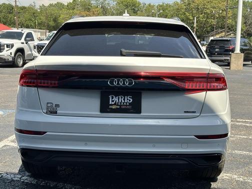 2021 Audi Q8 55 Premium