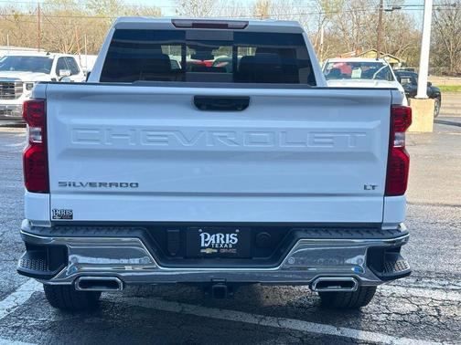 Summit White 2026 Chevrolet Silverado 1500 LT