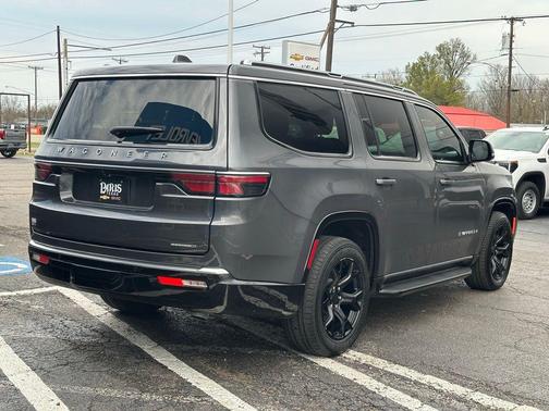 2022 Jeep Wagoneer Series I 4x2