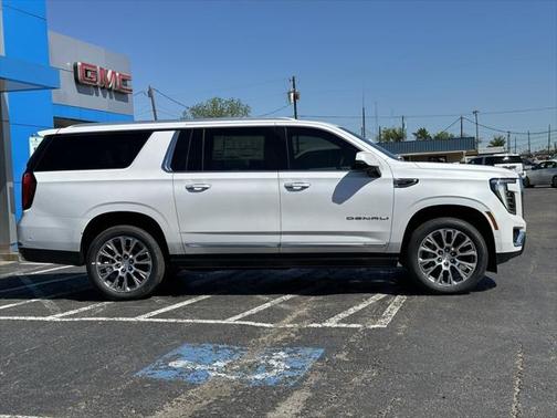2025 GMC Yukon XL Denali